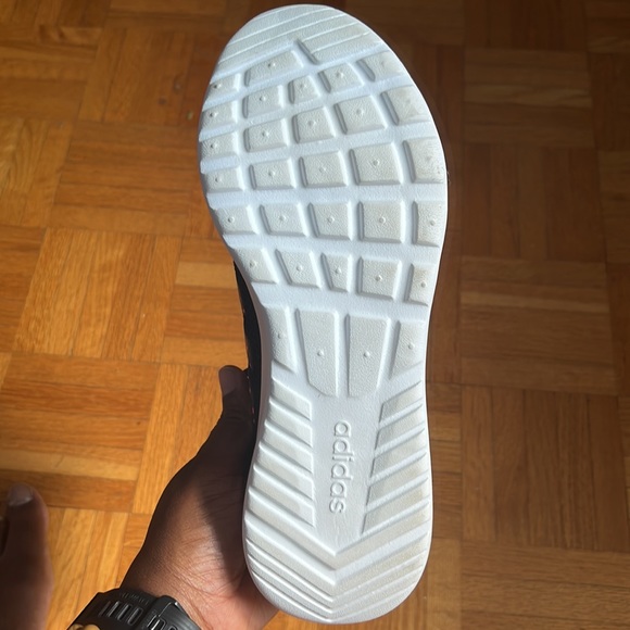 Brand new Adidas cloudfoam women size 6.5 - Picture 2 of 7